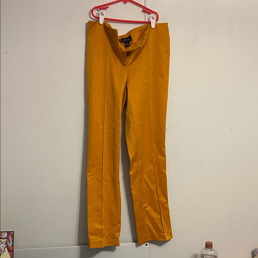 Focus 2000 Women’s mustard trousers